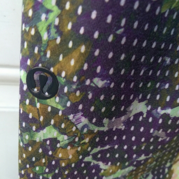 Lululemon Jet Crop Floral Pants - Picture 6 of 6
